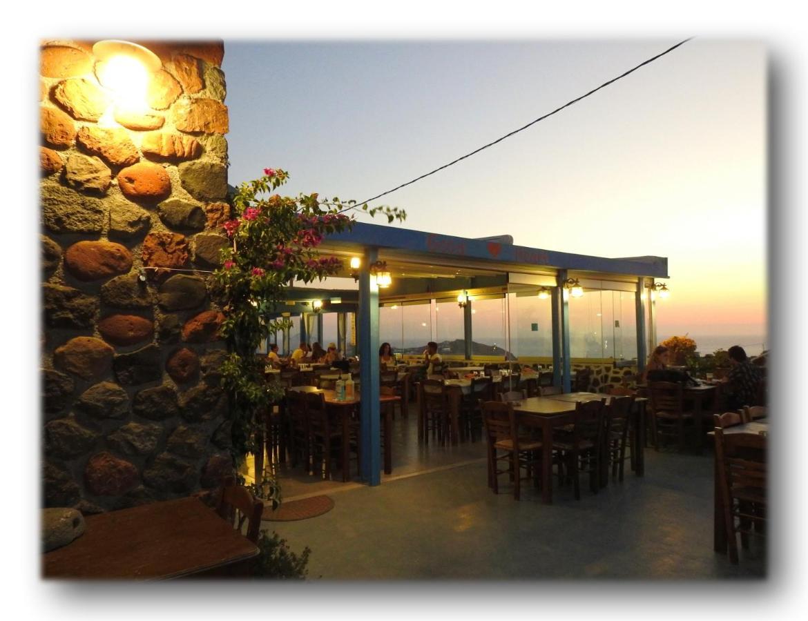 Golden Stone Santorini Suites Akrotírion Zewnętrze zdjęcie